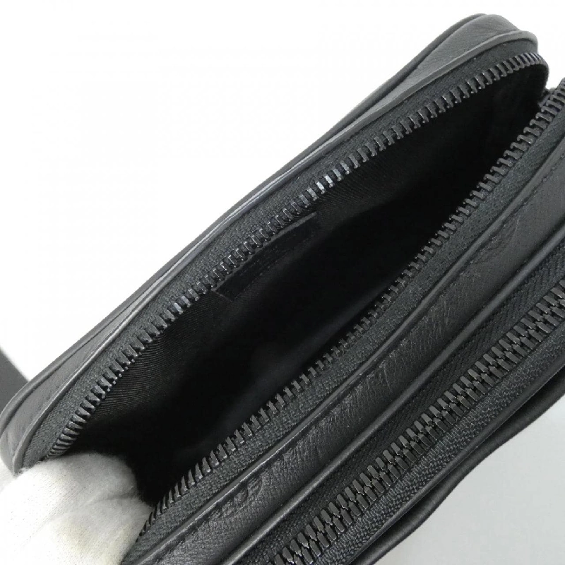 Túi đeo vai Louis Vuitton Monogram Shadow Alpha Wearable Wallet M82544 - Hàng hiệu Chính hãng 766470