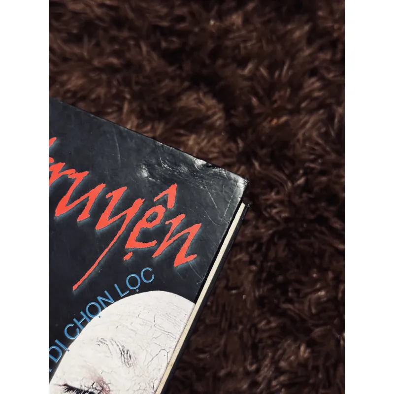 Dị truyện (bìa cứng) 937055