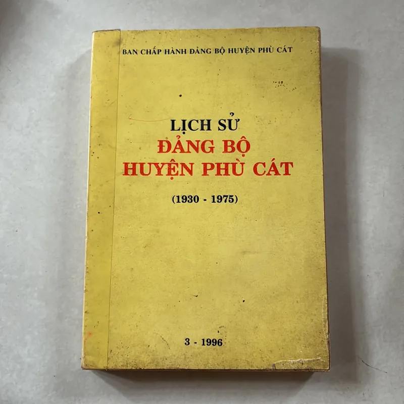 Lịch sử Đảng bộ Huyện Phú Cát (1930 - 1975) 735979