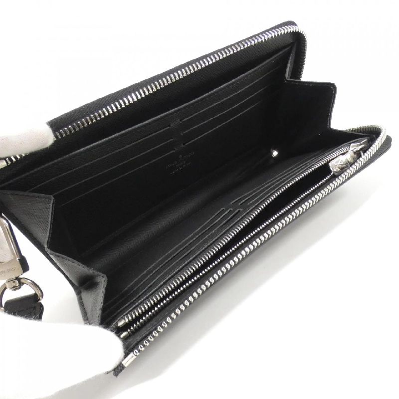 Ví Louis Vuitton Taiga Zippy Dragonne M69409 - Hàng hiệu Chính hãng 769388