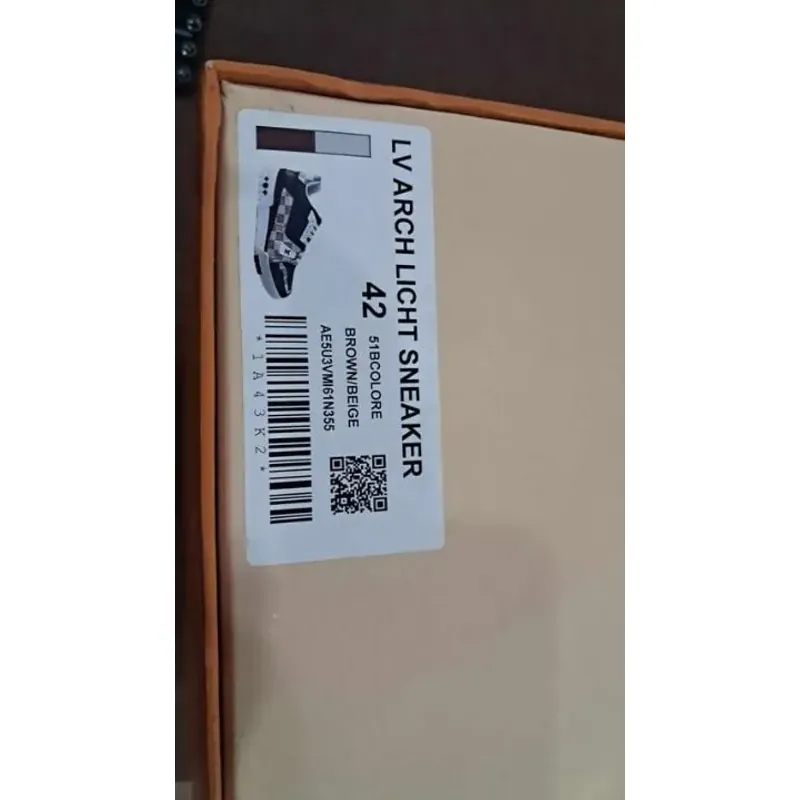 LV ARCH LIGHT SNEAKER 719243