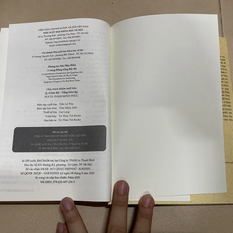 Phong tục bầu hậu hiền ở vùng đồng bằng Bắc Bộ 1001935