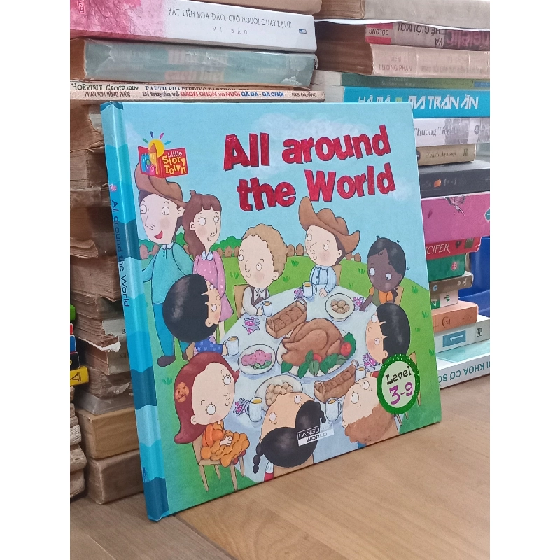 All around the world  - Little Story Town 1026980