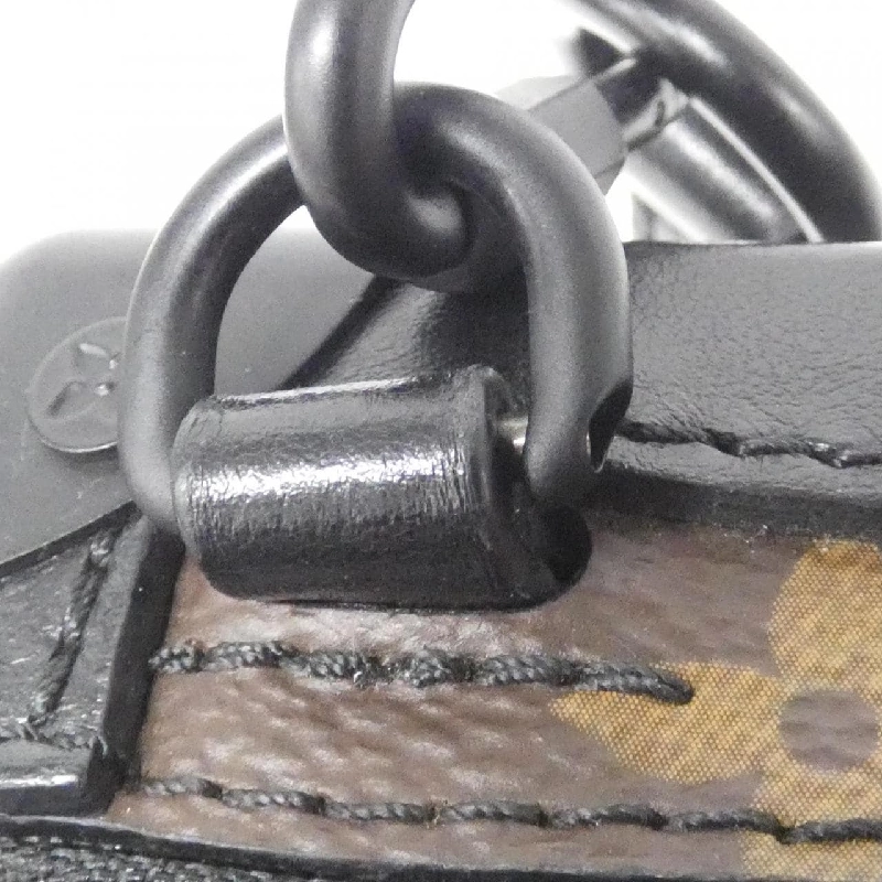 Túi xách vai Louis Vuitton Monogram Taffeta Vertical Soft Trunk M45044 - Hàng hiệu Chính hãng 805802