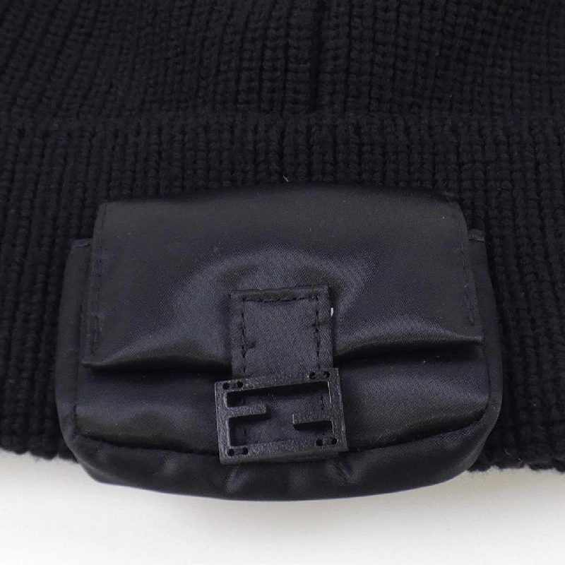 Mũ len FENDI - Hàng hiệu Authentic 837394