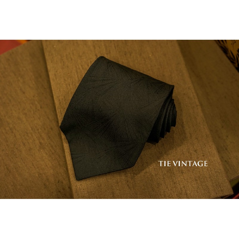 CÀ VẠT NAM CARVEN PARIS, 100% SILK 7539