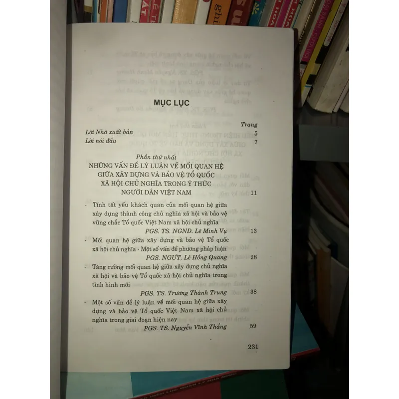 Mối quan hệ giữa xây dựng và bảo vệ tổ quốc xã hội chủ nghĩa trong ý thức người dân… 703378