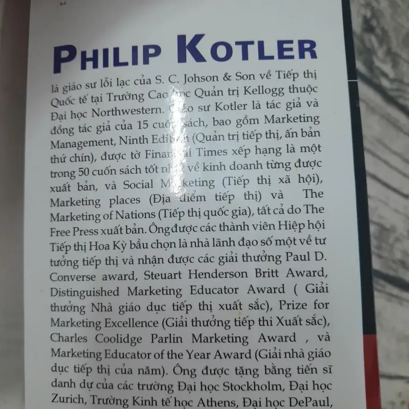 Kotler Bàn về Tiếp thị. Tá giả Philip Kotler. Bản in 2007. Người dịch Vũ Tiến Phúc 675427