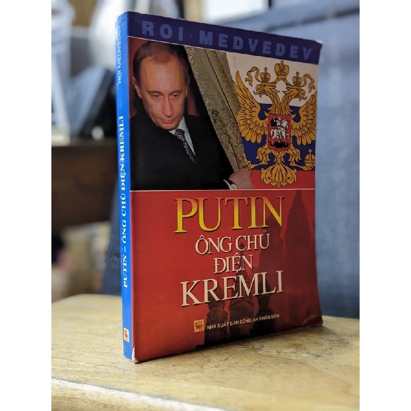 Putin ông chủ điện Kremli - Roi Medvedev 176364