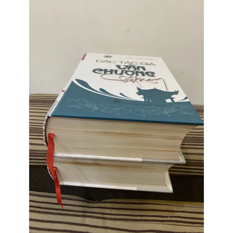 Các tác giả văn chương Việt Nam 1043165
