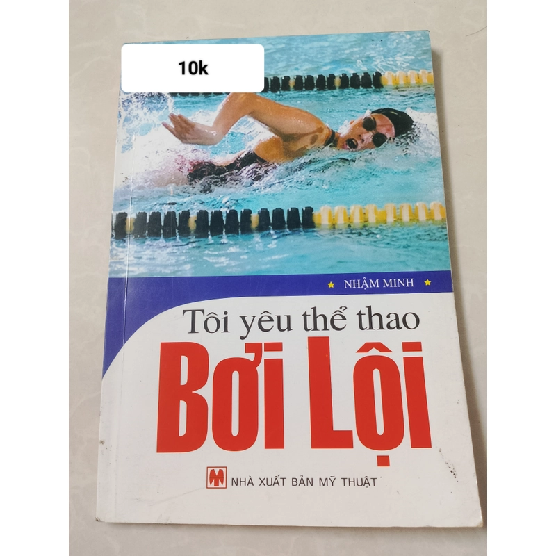 Em dọn tủ cần pass sách cũ ạ. 543054
