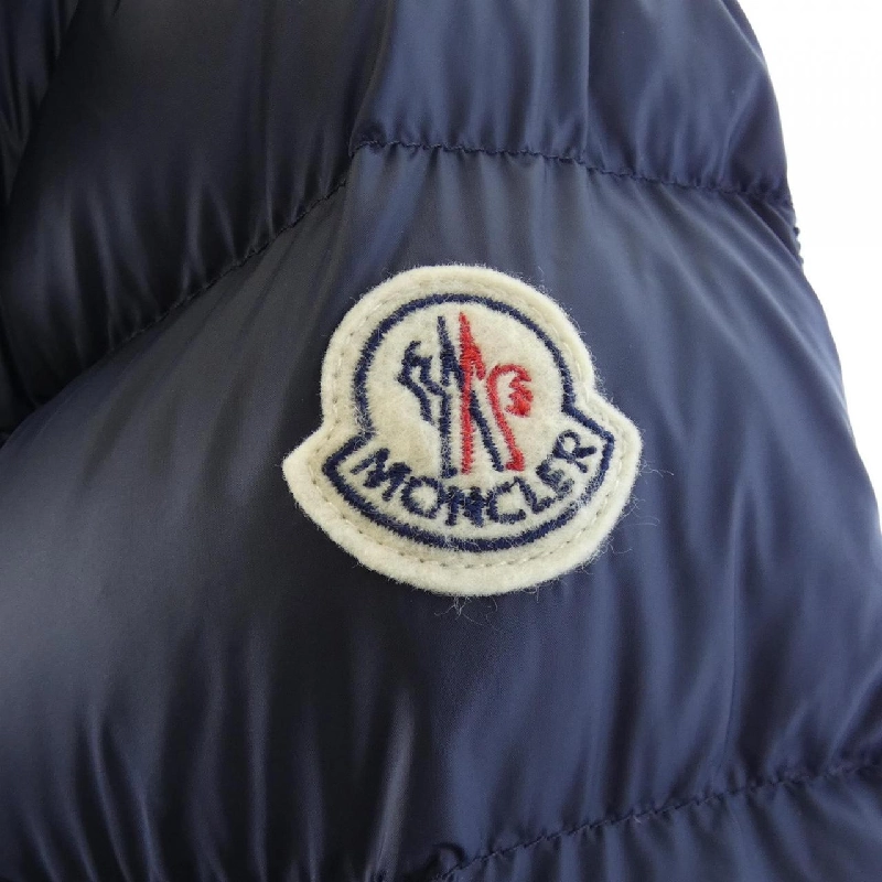 Áo khoác lông vũ MONCLER 642391