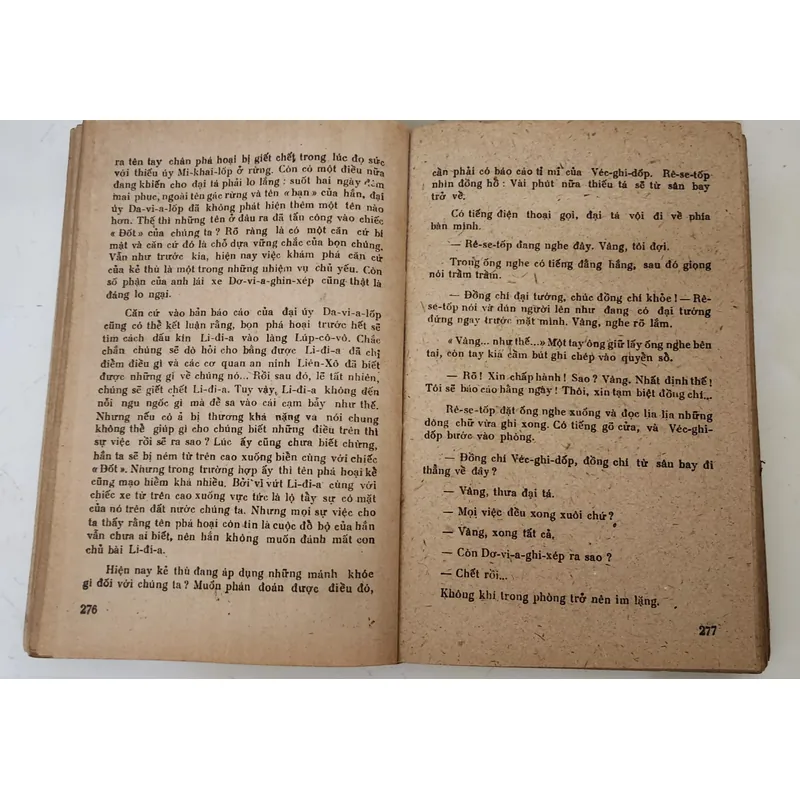 Truyện tình báo Liên Xô - NỮ TÀI TỬ 702967