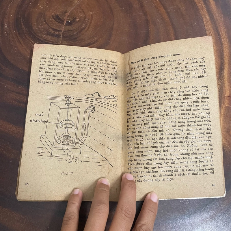 II Tựa sách: Năng Lượng Và Cuộc Sống - Đặng Thanh Châu & Nguyễn Huy Liệu - 1982 463750