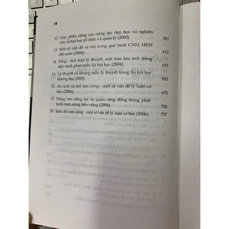KHINH - TRỌNG MỘT QUAN ĐIỂM LÝ THUYẾT TRONG NGHIÊN CỨU TRIẾT HỌC VÀ  XÃ HỘI HỌC (QUYỂN 1) 572186