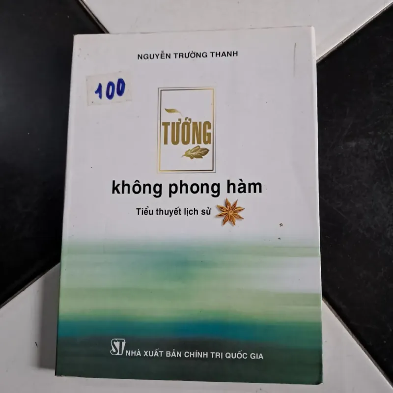 Tướng không phong hàm 1029147