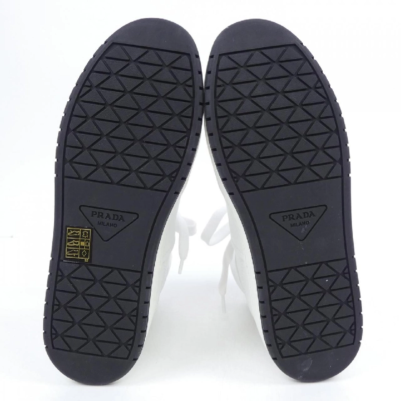 Giày sneaker PRADA logo tam giác 1T793M - Hàng hiệu Authentic 830302