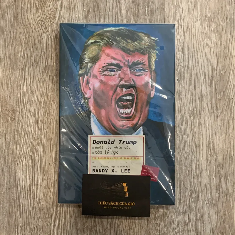 (Sách mới) Donald Trump dưới góc nhìn của tâm lý học - Brandy X. Lee 695387