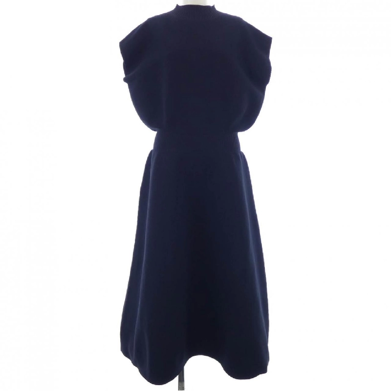 PLST ワンピース 648565