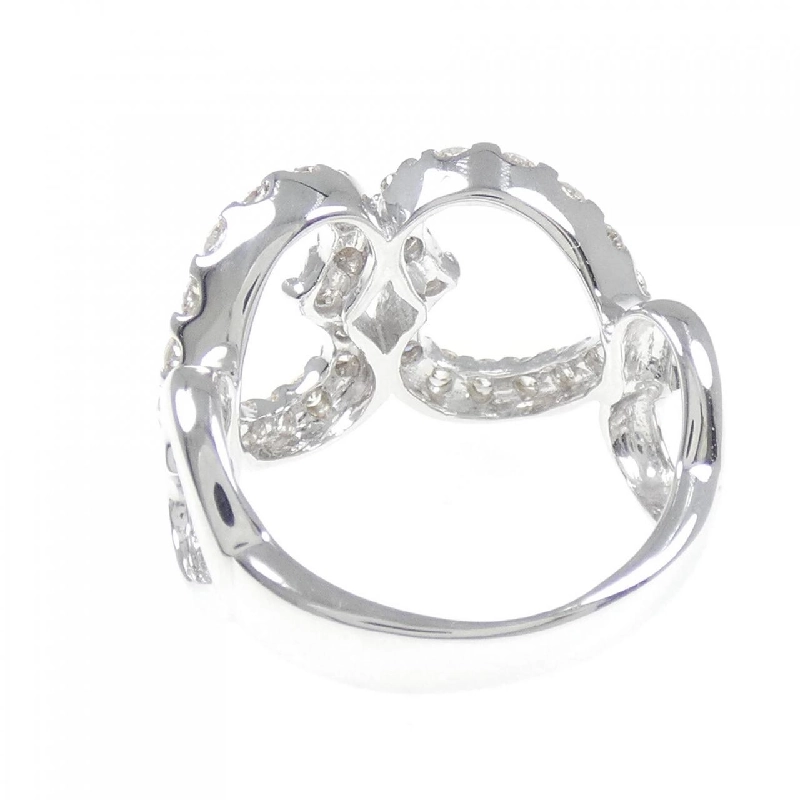 Nhẫn kim cương 750WG hình trái tim 0.90CT 670865