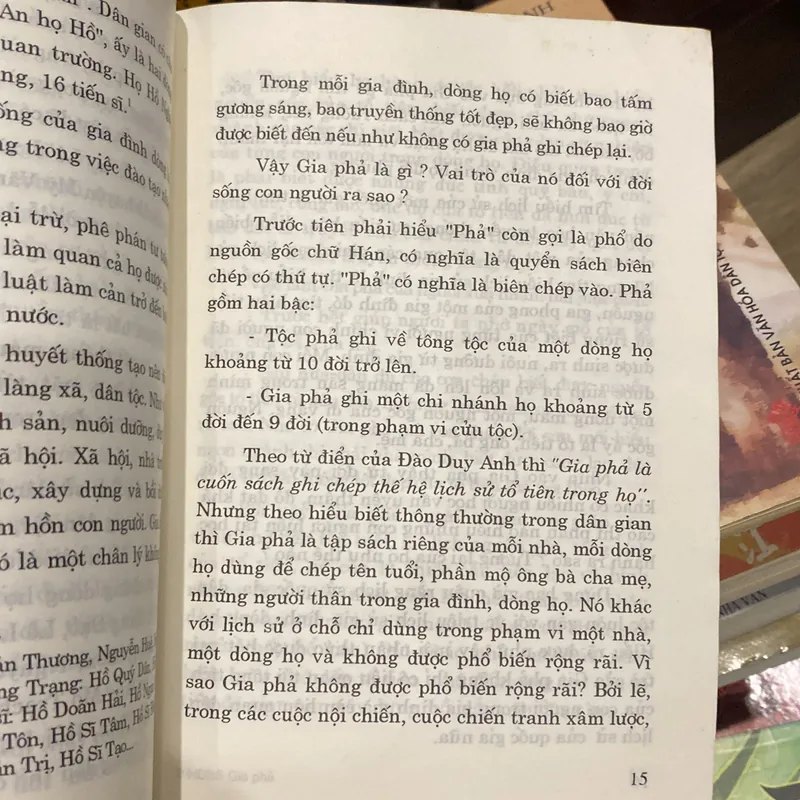 HƯỚNG DẪN BIÊN SOẠN GIA PHẢ (XB 2002) 698349