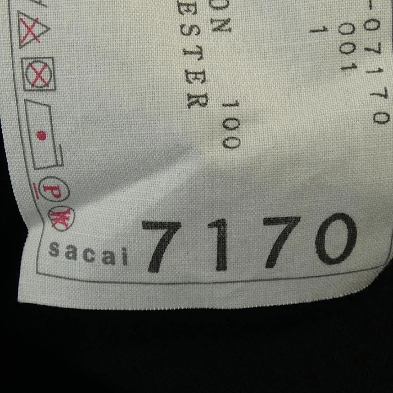 Áo polo SACAI - Hàng hiệu Authentic 637939