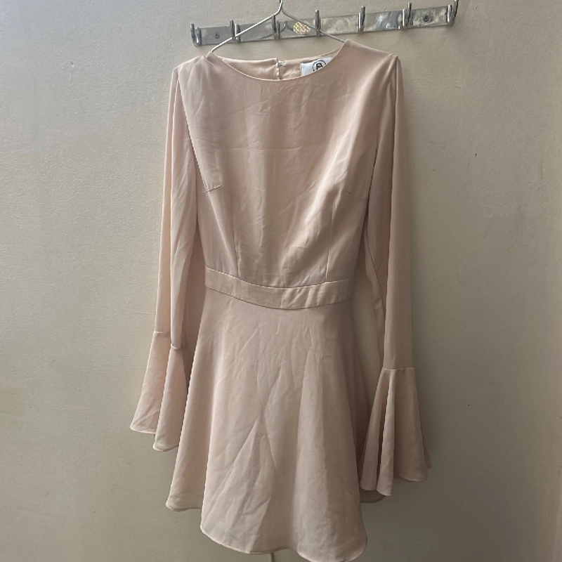 Đầm hở lưng 460908