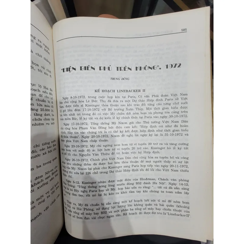 Chung một bóng cờ 596191