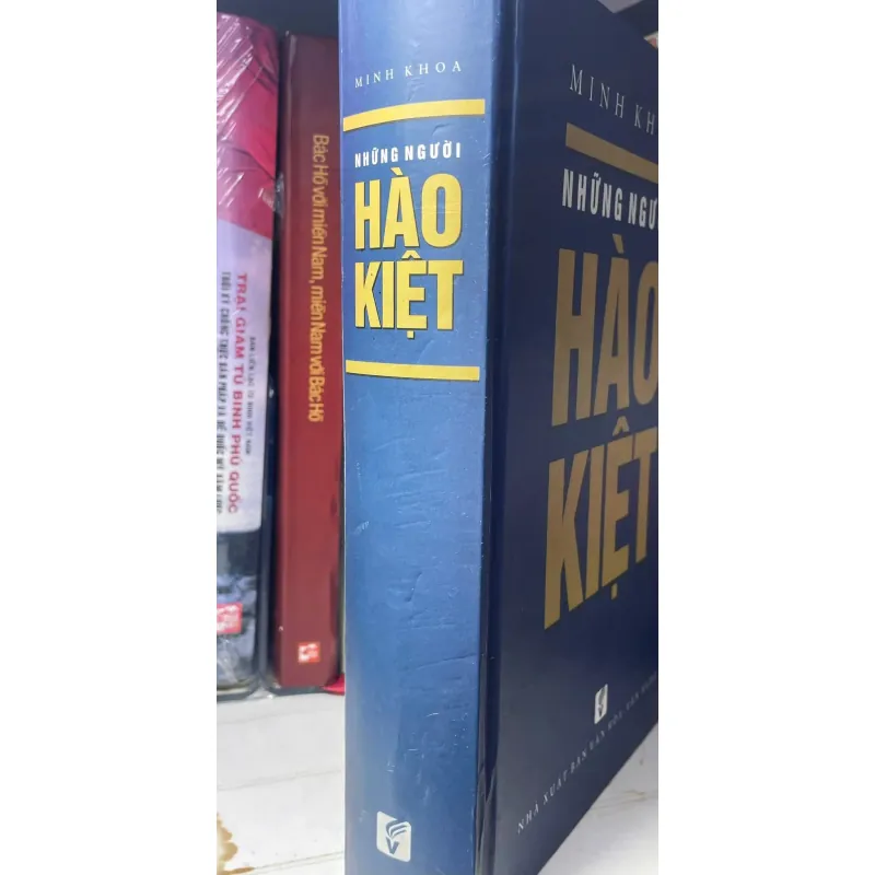 SÁCH NHỮNG NGƯỜI HÀO KIỆT 700722