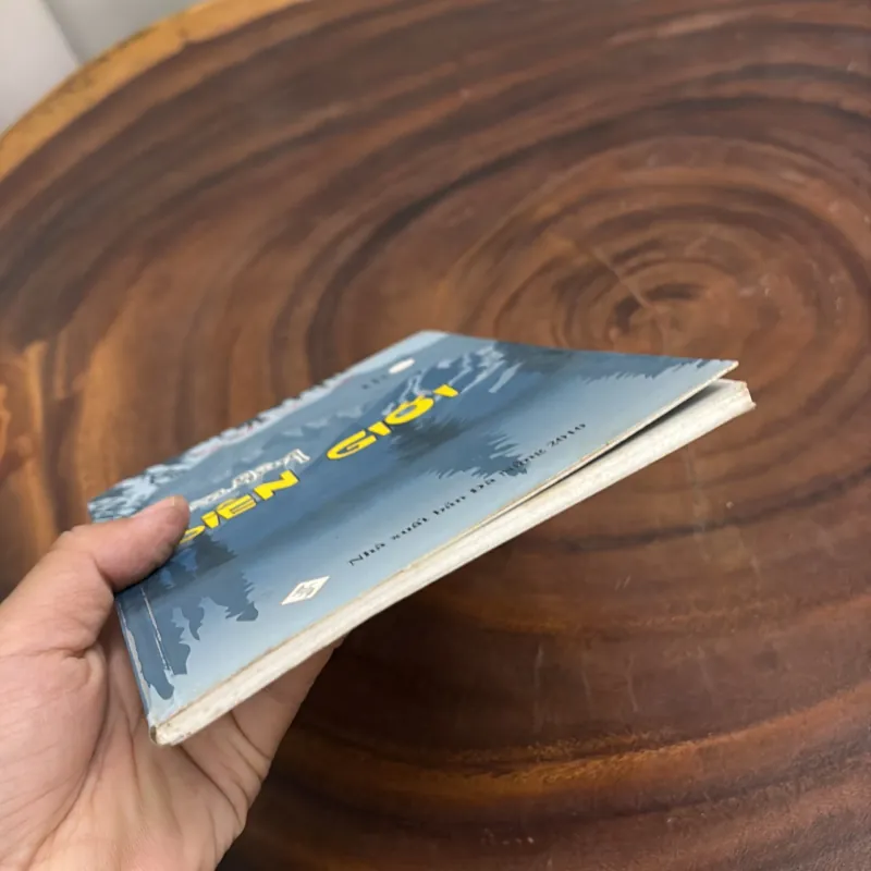 II Thơ: Mùa Đông Biên Giới - Nguyễn Văn Việt - 2010 1000922