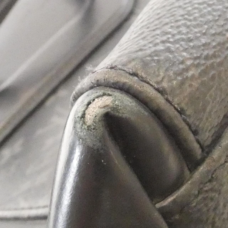 Túi đeo chéo Louis Vuitton Monogram Eclipse Voyage MM M40510 609842