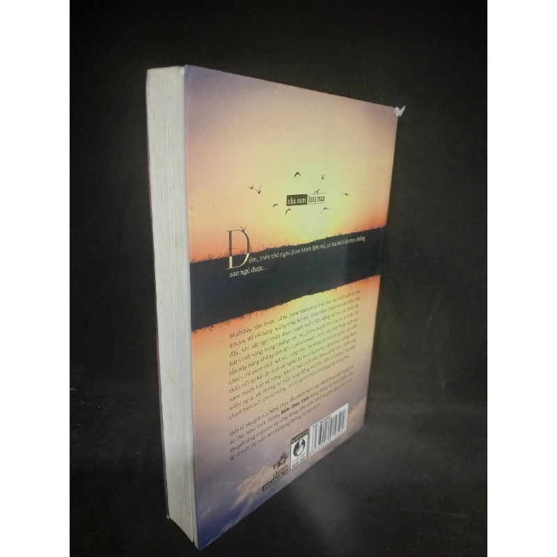 Đêm thao thức (rách bìa) mới 80% HCM2103 911412