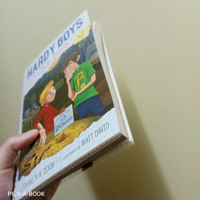 [Ngoại văn] Hardy Boys Clue Book #1 The Video Game Bandit Truyện Tiếng Anh Trinh Thám 589761