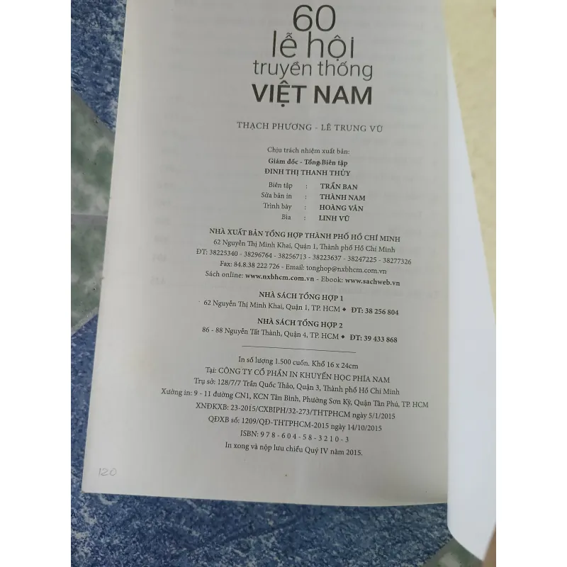 60 lễ hội truyền thống Việt Nam - Thách Phương & Lê Trung Vũ 751453