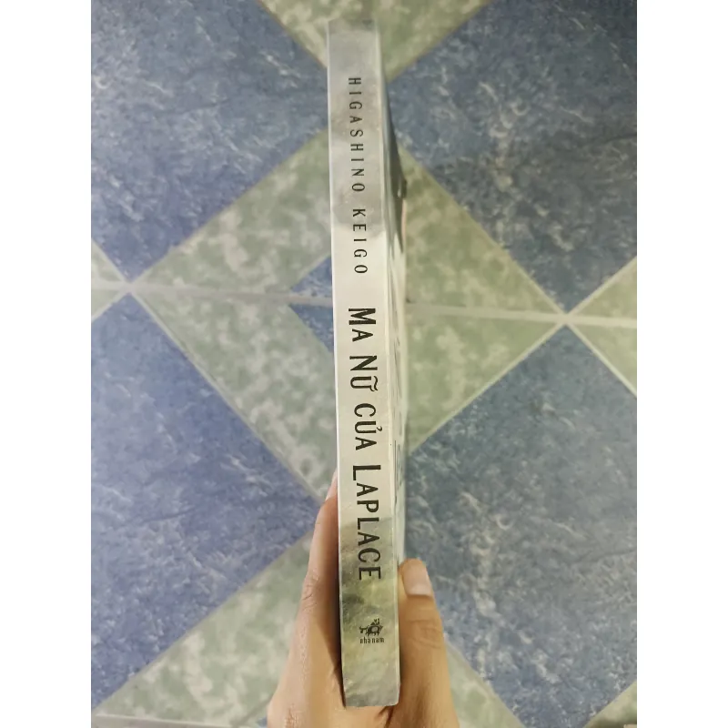 Ma nữ của Laplace - Higashino Keigo 712396