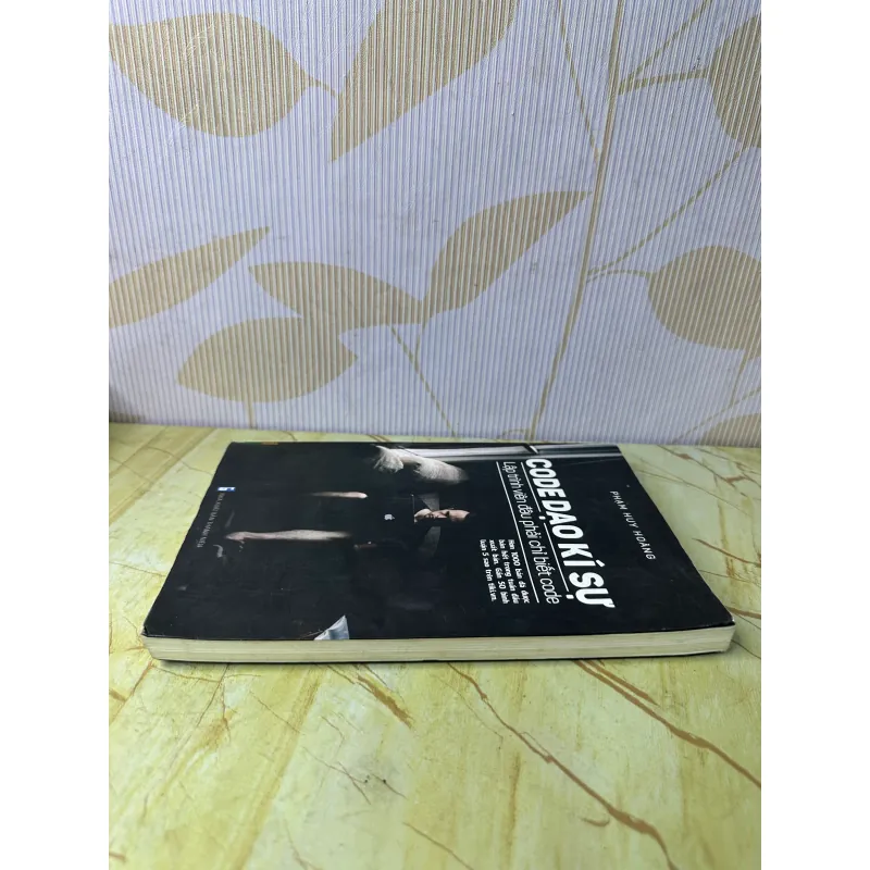 CODE dạo kí sự 1012720