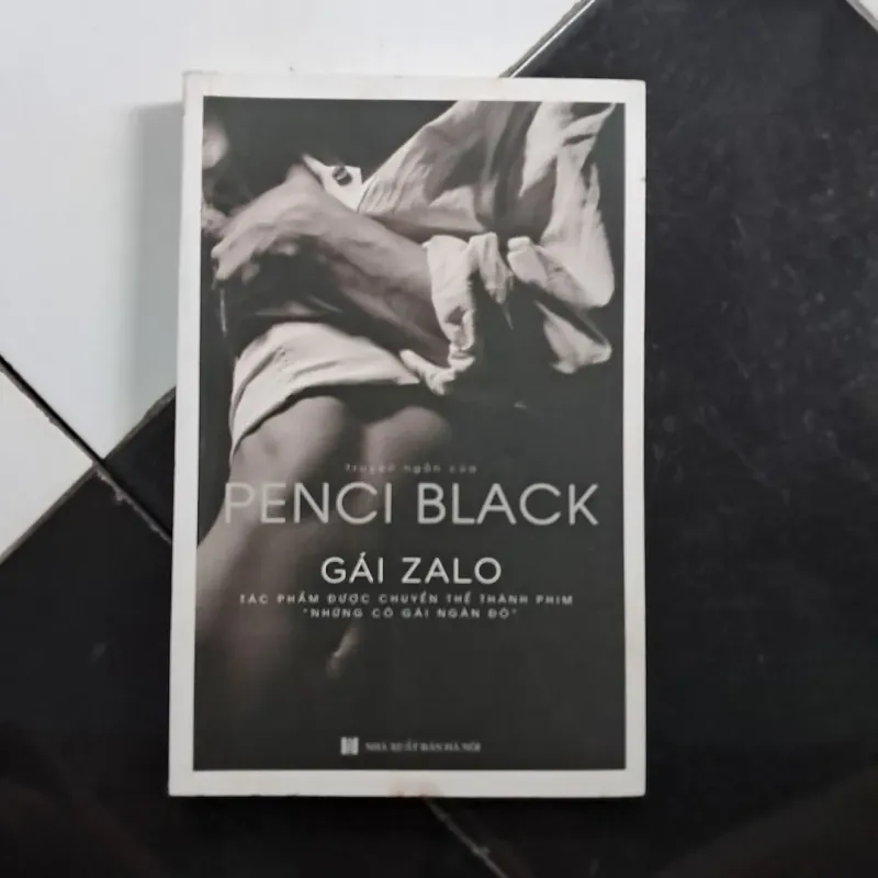 Penci Black Gái Zalo 1026129