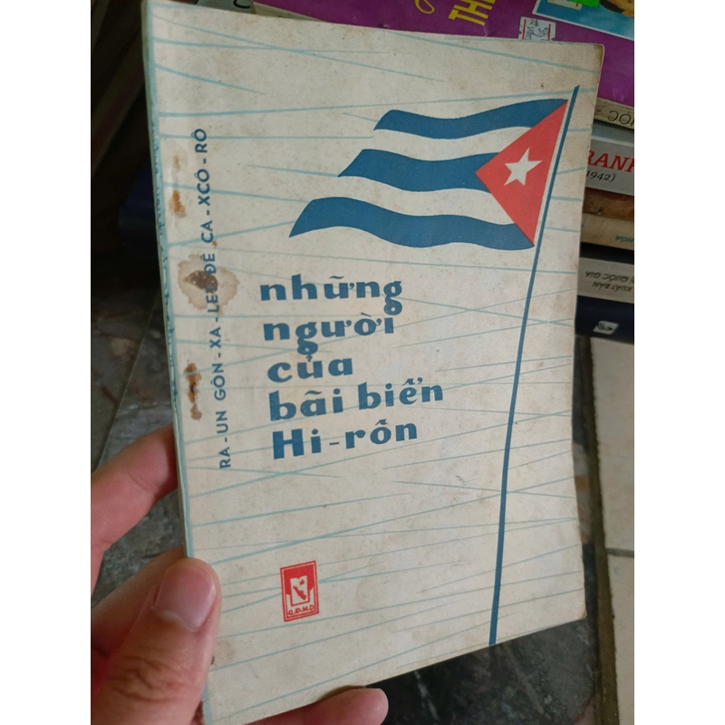 Những người của bãi biển Hi-rôn 463793