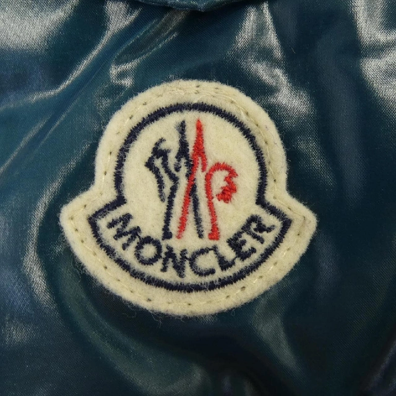 Áo khoác lông vũ MONCLER 641698