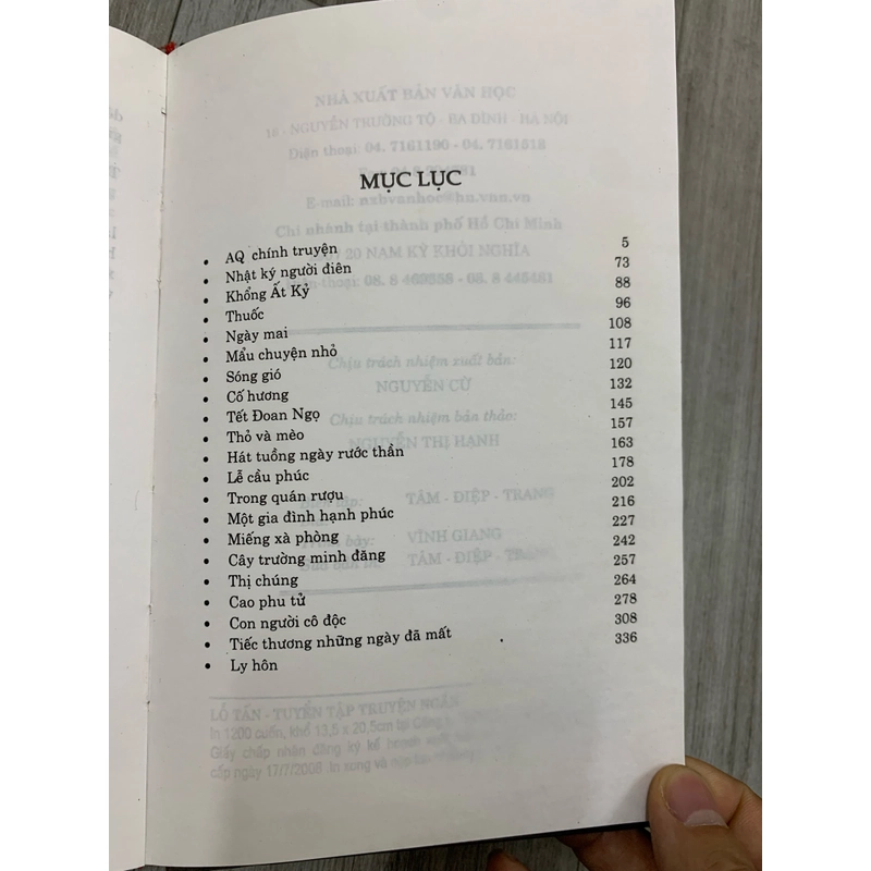 Tuyển tập truyện ngắn Lỗ Tấn. 999 466362