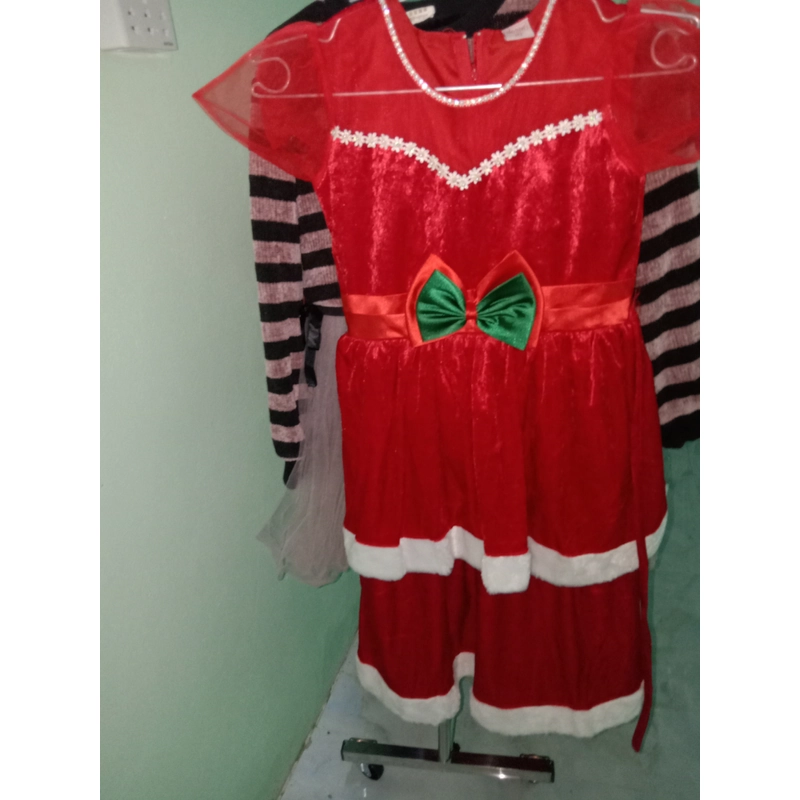 Đầm bé 5 tuổi  509569