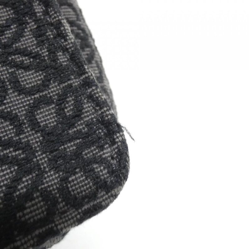 Túi đeo chéo quân đội Loewe XS B553A72X20 612571