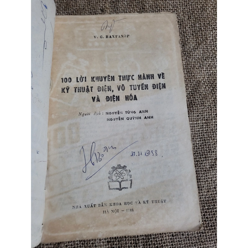 100 lời khuyên thực hành kỹ thuật điện, vô tuyến điện, điện hóa_  dịch từ tiếng Nga 365854