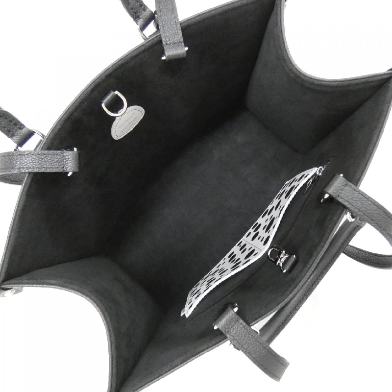 Túi Louis Vuitton Trillon (LV X YK) On The Go MM M46389 615898