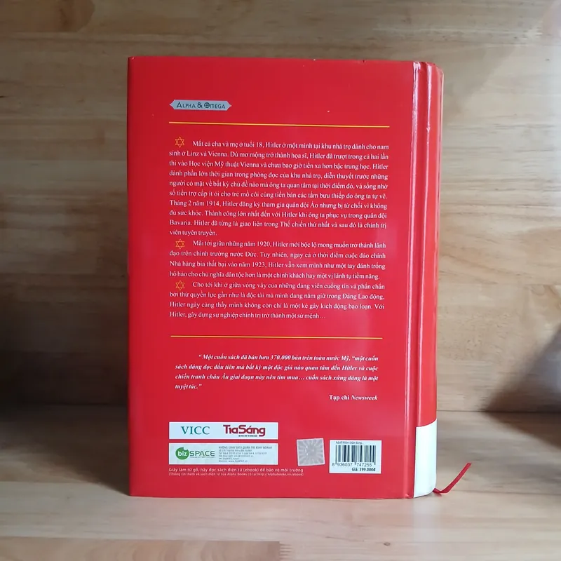 ADOLF HITLER Chân Dung Một Trùm Phát Xít - John Toland 714398