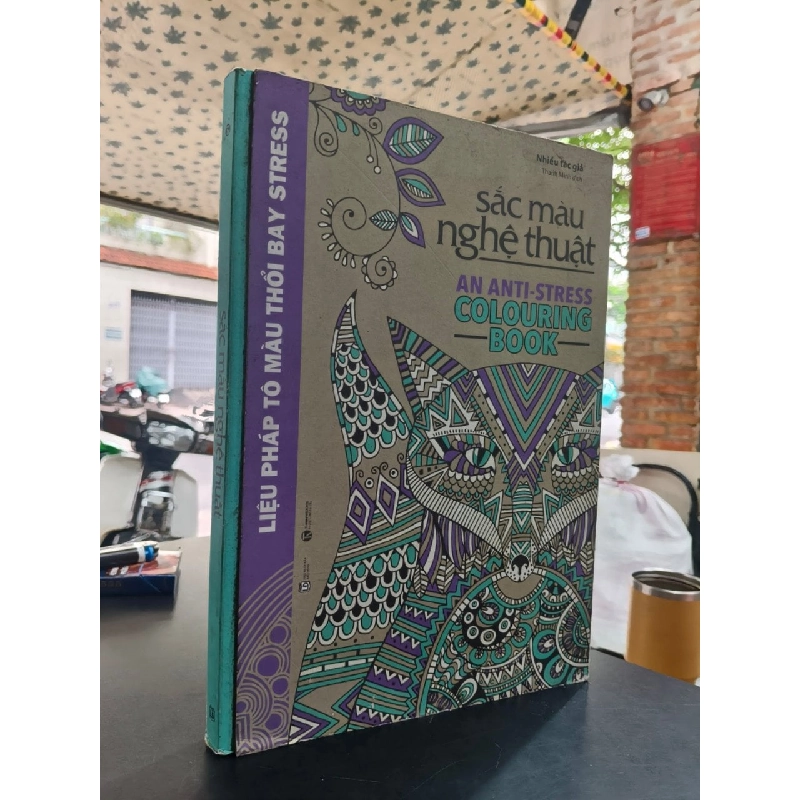 Sắc màu nghệ thuật: liệu pháp tô màu thổi bay stress 800128