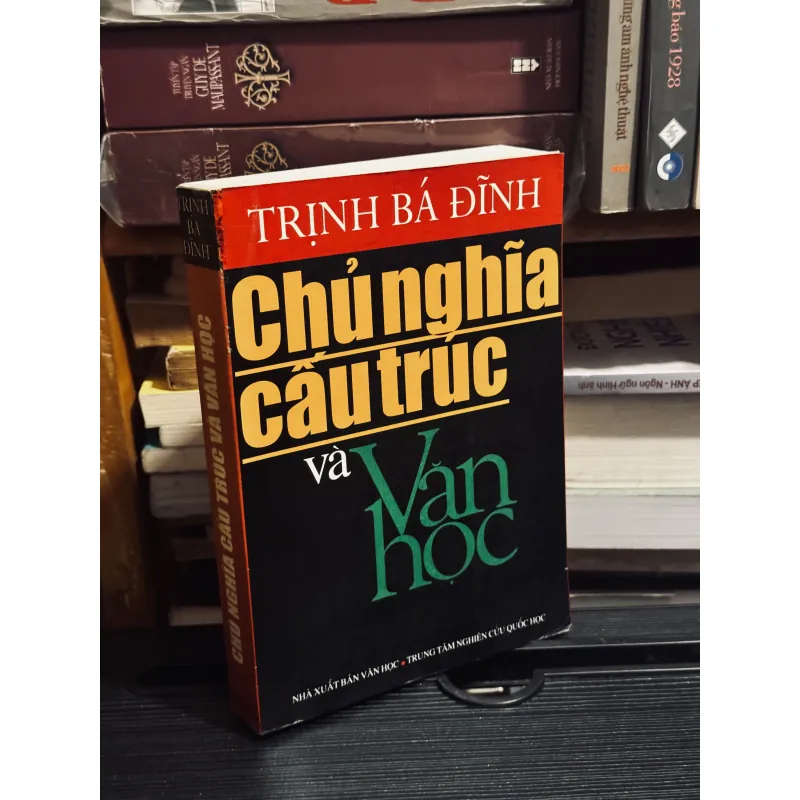 Chủ nghĩa cấu trúc và văn học 1042792