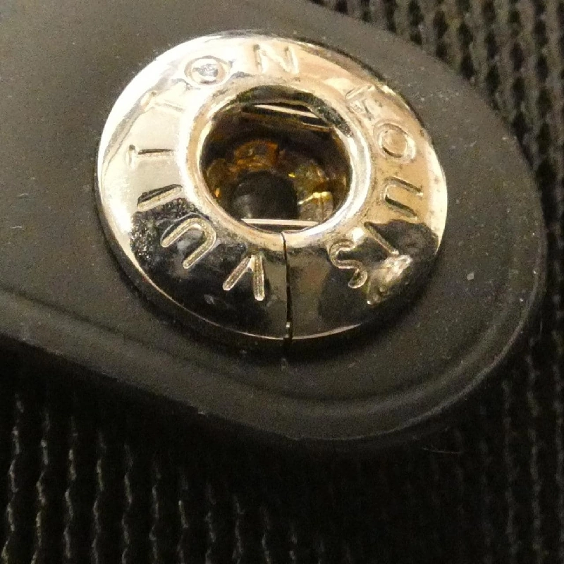 Túi đeo chéo Louis Vuitton Monogram Eclipse Voyage MM M40510 609842