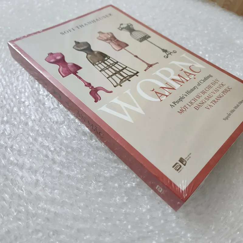 Ăn mặc một lịch sử bị che đậy đằng sau vải vóc và trang phục | Sofi Thanhauser 777630