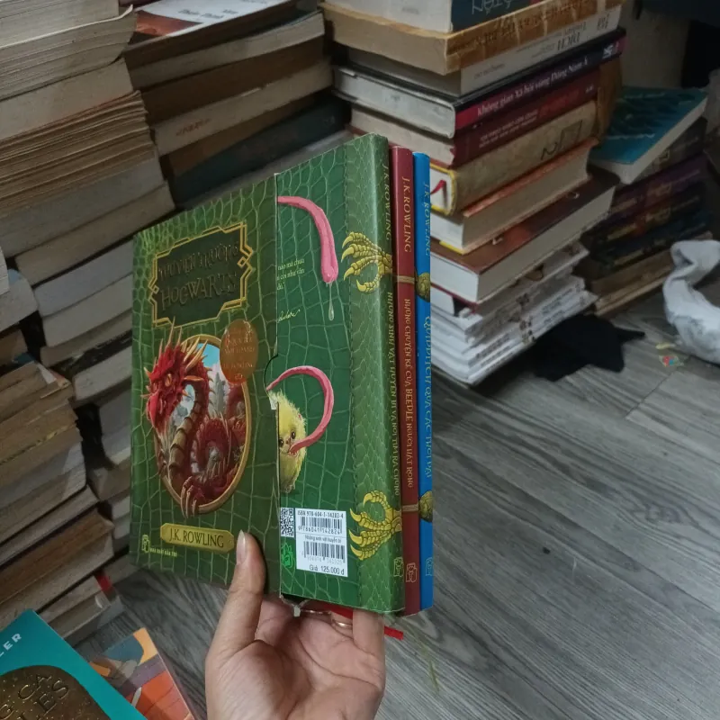 Box Thư Viện Trường Hogwarts 3 tập bìa cứng- J.K.Rowling 927550